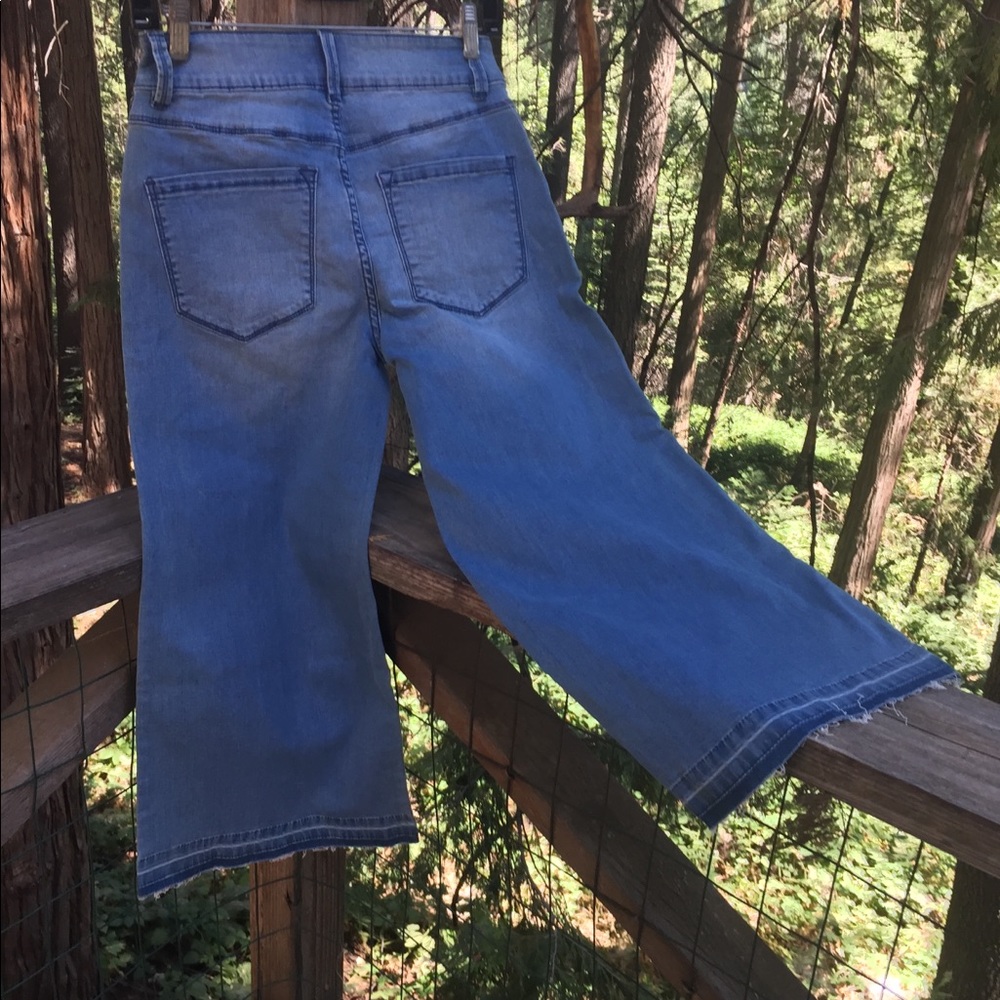 Bebe stone washed boaters high waisted distressed  barrel jeans - Picture 7 of 7
